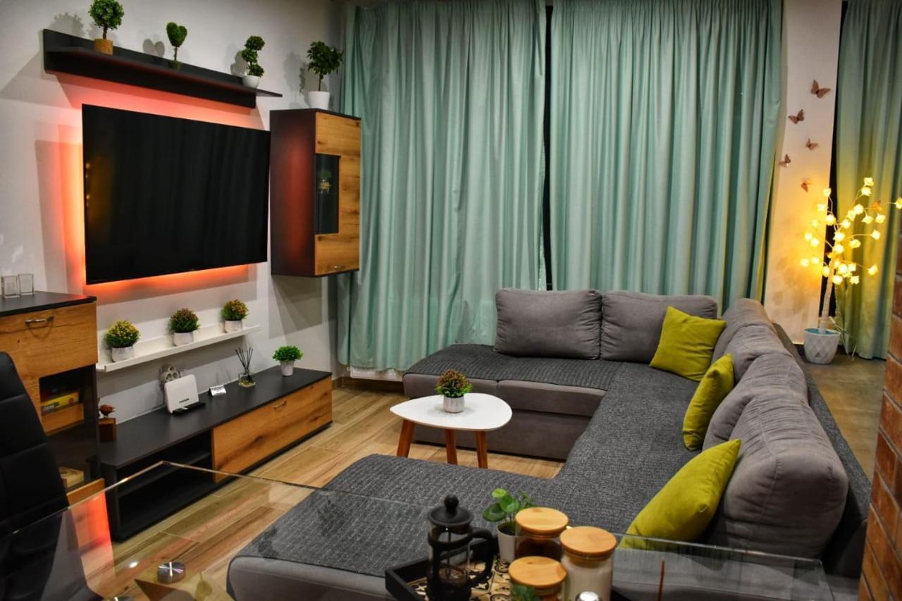 Alexander Apartment Sérres Eksteriør bilde